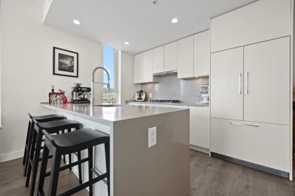 2107 4465 Juneau Street, Burnaby, BC, Burnaby — Apartment/Condo for sale