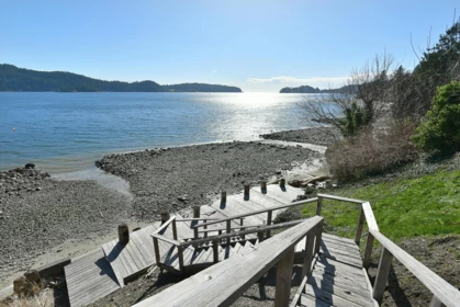 Office / Den Photo of 894 Marine Drive, Gibsons, BC