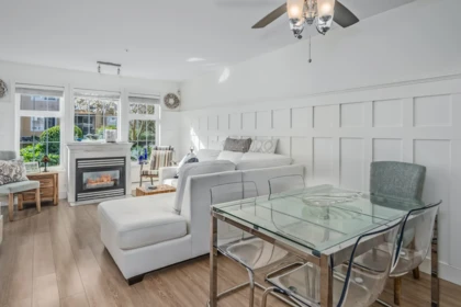 Kitchen Island Photo of 112 5518 14 Avenue, Delta, BC