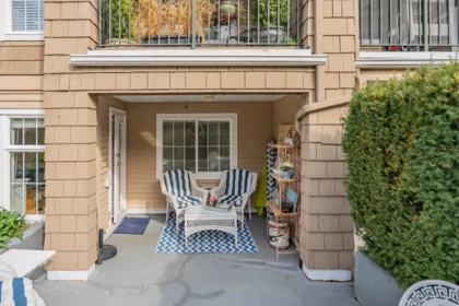 Staircase Photo of 112 5518 14 Avenue, Delta, BC