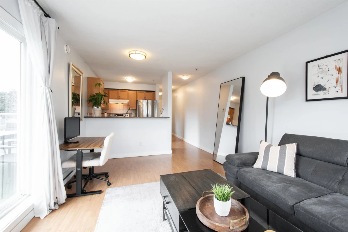 Family Room Photo of 401 1629 Garden Avenue, North Vancouver, BC