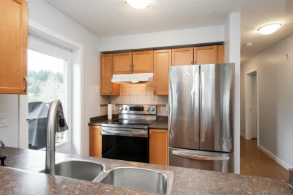 Kitchen Island Photo of 401 1629 Garden Avenue, North Vancouver, BC