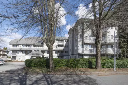 407 33407 Tessaro Crescent, Abbotsford, BC, Abbotsford — Apartment/Condo for sale