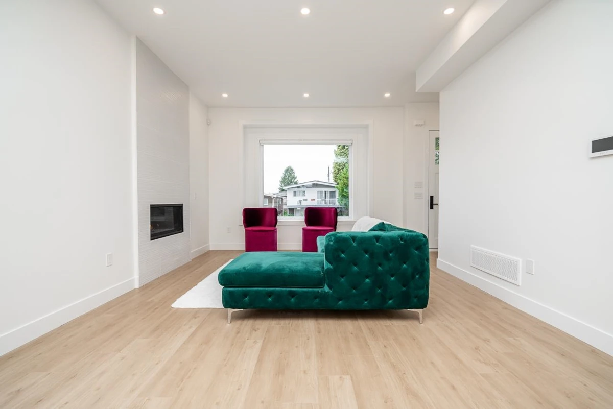 Family Room Photo of 128 N Grosvenor Avenue, Burnaby, BC