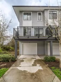 Front Yard Photo of 128 15235 Sitka Drive, Surrey, BC
