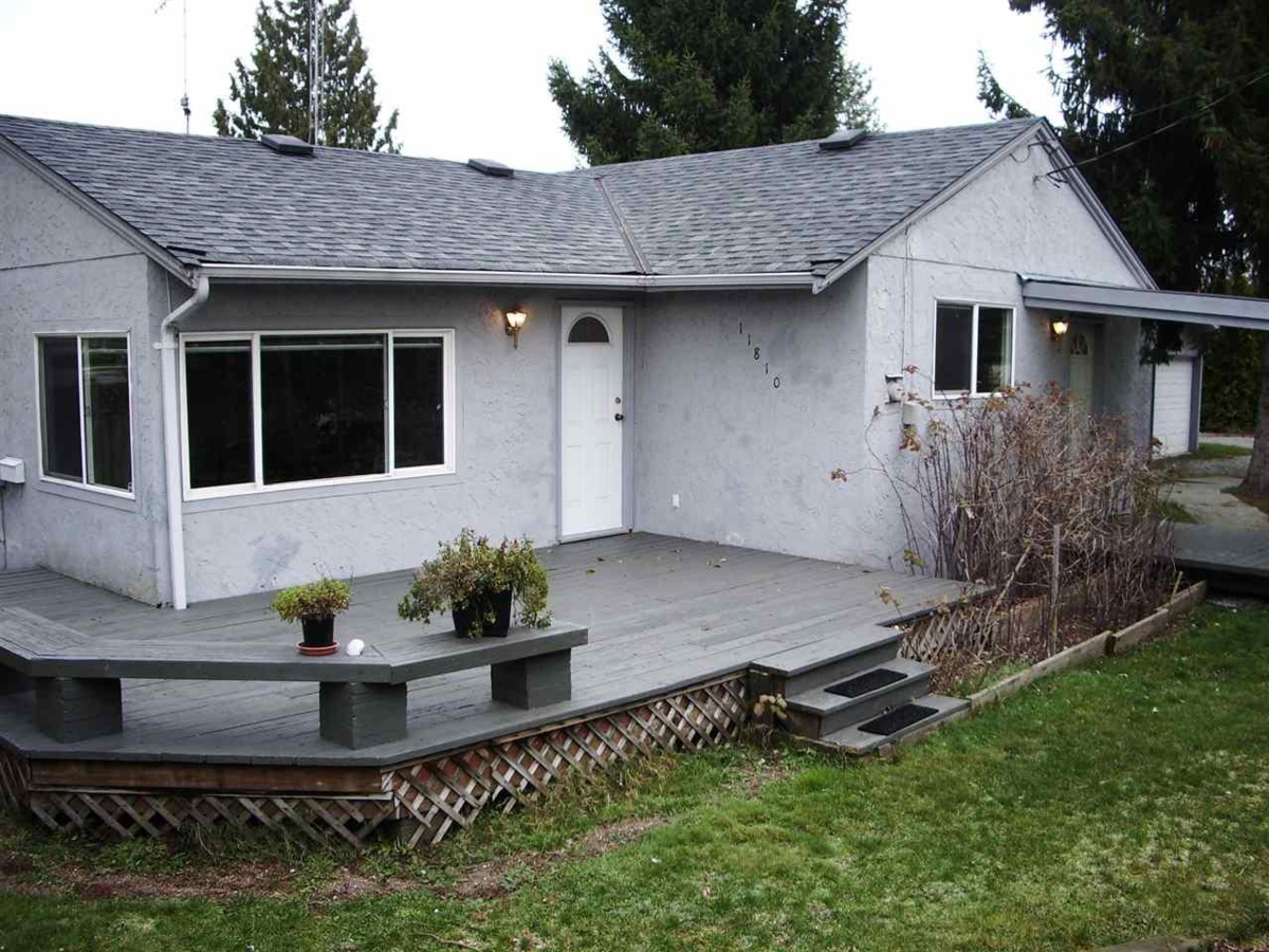 Living Room Photo of 11810 207 Street, Maple Ridge, BC