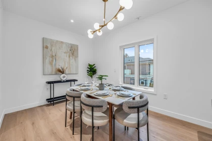 Kitchen Island Photo of 1016 W 52nd Avenue, Vancouver, BC