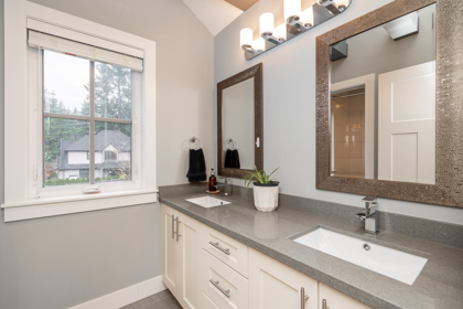 Laundry Room Photo of 2760 162a Street, Surrey, BC