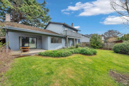 7651 Willowfield Drive, Richmond, BC, Richmond — Single Family Residence for sale