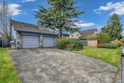 7651 Willowfield Drive, Richmond, BC, Richmond — Single Family Residence for sale