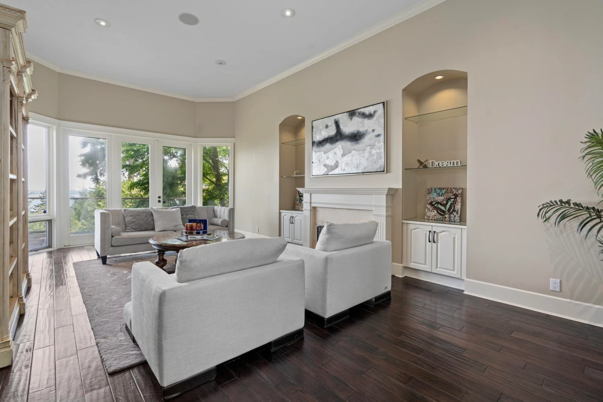 Dining Area Photo of 4882 Vista Place, West Vancouver, BC