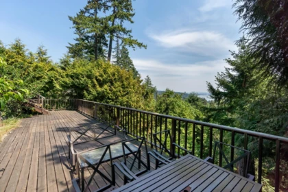Playground / Recreational Area Near 4882 Vista Place, West Vancouver, BC