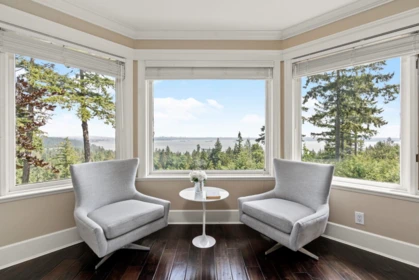 Staircase Photo of 4882 Vista Place, West Vancouver, BC