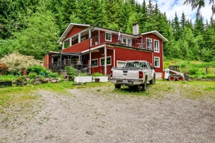 12297 Roach Street, Mission, BC, Mission — Single Family Residence for sale