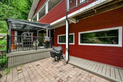 Front Yard Photo of 12297 Roach Street, Mission, BC