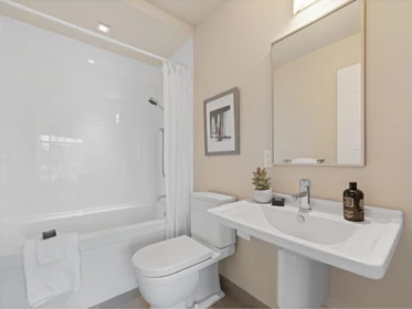 Hot Tub / Spa Photo of 5810 Eagle Island, West Vancouver, BC