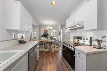 Kitchen Island Photo of 5 11950 Laity Street, Maple Ridge, BC