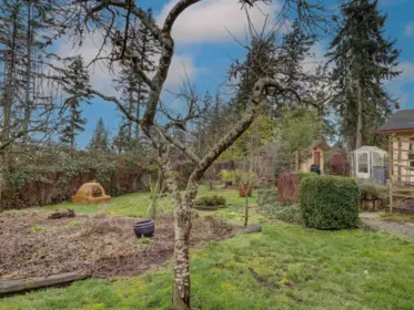 Front Yard Photo of 6183 Bligh Road, Sechelt, BC