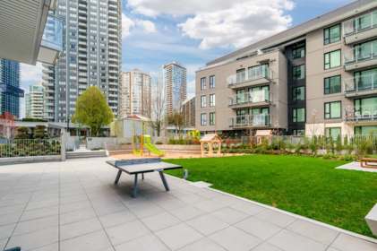 Aerial View of 1502 5685 Halley Avenue, Burnaby, BC