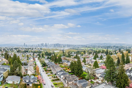 Backyard Photo of 1502 5685 Halley Avenue, Burnaby, BC