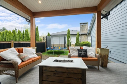 Backyard Photo of 1864 Agassiz Avenue, Agassiz, BC