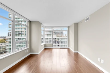 Kitchen Photo of 902 6288 No. 3 Road, Richmond, BC