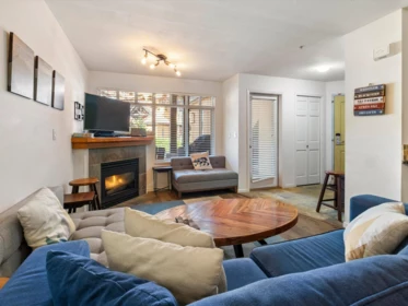 20 4325 Northlands Boulevard, Whistler, BC, Whistler — Townhouse for sale