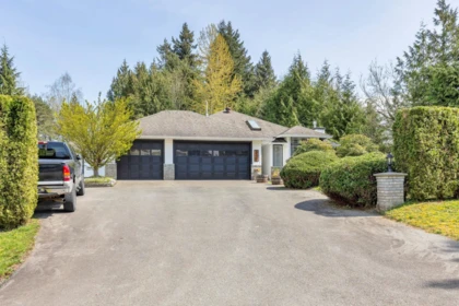 Mudroom Photo of 8572 Bannister Drive, Mission, BC