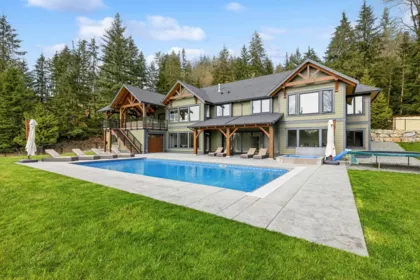 Hot Tub / Spa Photo of 9960 Lindsay Terrace, Mission, BC