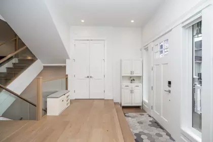 878 163a Street, Surrey, BC, Surrey — Single Family Residence for sale