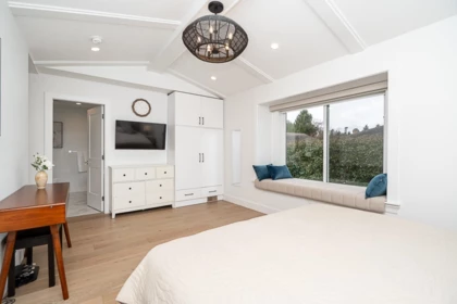 Office / Den Photo of 878 163a Street, Surrey, BC
