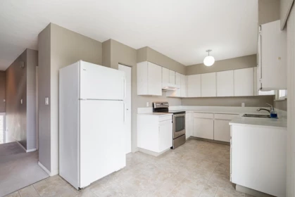 Breakfast Nook Photo of 15856 Buena Vista Avenue, White Rock, BC