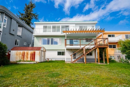 Community Amenities Photo (Clubhouse) of 15856 Buena Vista Avenue, White Rock, BC