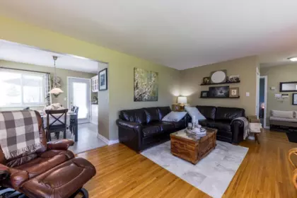 895 E 12th Street, North Vancouver, BC, North Vancouver — Single Family Residence for sale