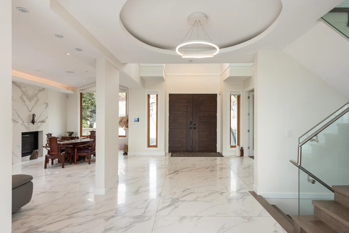 Family Room Photo of 1160 Queens Avenue, West Vancouver, BC