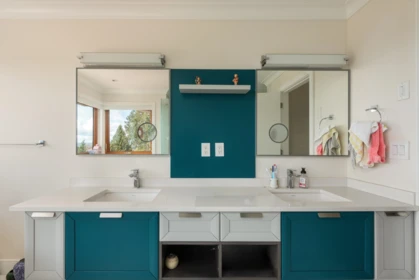 Laundry Room Photo of 1160 Queens Avenue, West Vancouver, BC