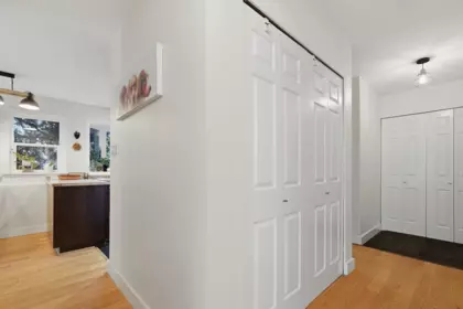 Basement Recreation Room Photo of 1 1606 W 10th Avenue, Vancouver, BC