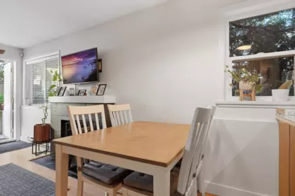 Primary Bedroom Photo of 1 1606 W 10th Avenue, Vancouver, BC