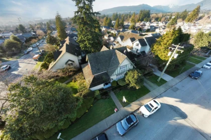 Backyard Photo of 1509 Mahon Avenue, North Vancouver, BC