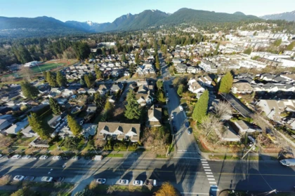 Front Yard Photo of 1509 Mahon Avenue, North Vancouver, BC