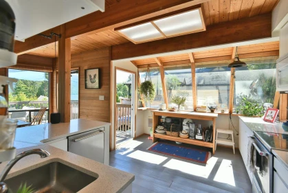 Breakfast Nook Photo of 6318 N Gale Avenue, Sechelt, BC