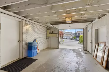 Loft / Bonus Room Photo of 3951 William Street, Burnaby, BC