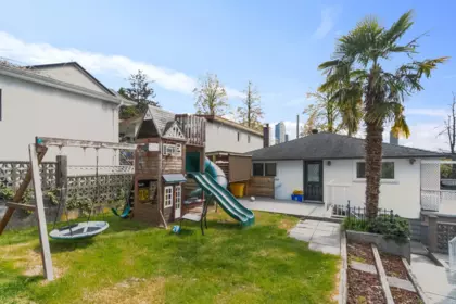 Outdoor Deck Photo of 3951 William Street, Burnaby, BC