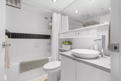 Guest Bathroom Photo of 2903 928 Beatty Street, Vancouver, BC