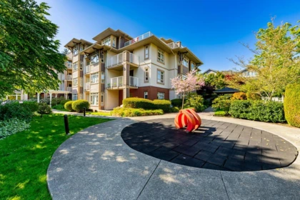 310 7337 Macpherson Avenue, Burnaby, BC, Burnaby — Apartment/Condo for sale