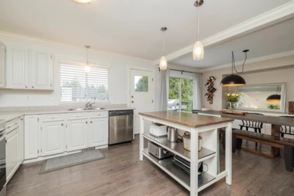 Walk-In Closet Photo of 21559 93a Avenue, Langley, BC
