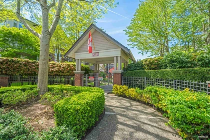 Hallway Photo of 305 2167 152 Street, Surrey, BC