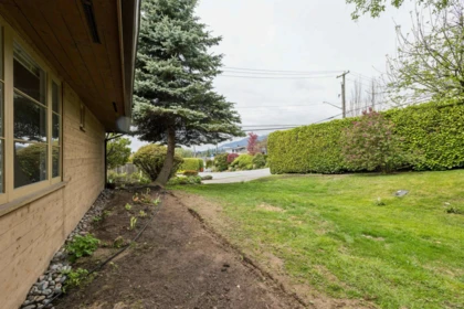 Outdoor Kitchen Photo of 1092 Duchess Avenue, West Vancouver, BC