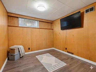 Walk-In Closet Photo of 7016 Sierra Drive, Burnaby, BC