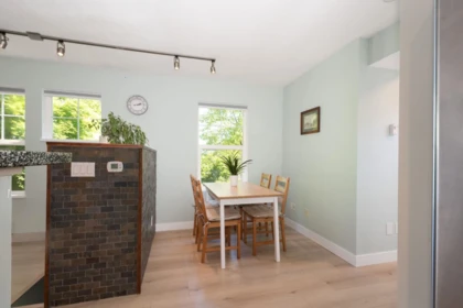 Basement Recreation Room Photo of 1 7179 18th Avenue, Burnaby, BC